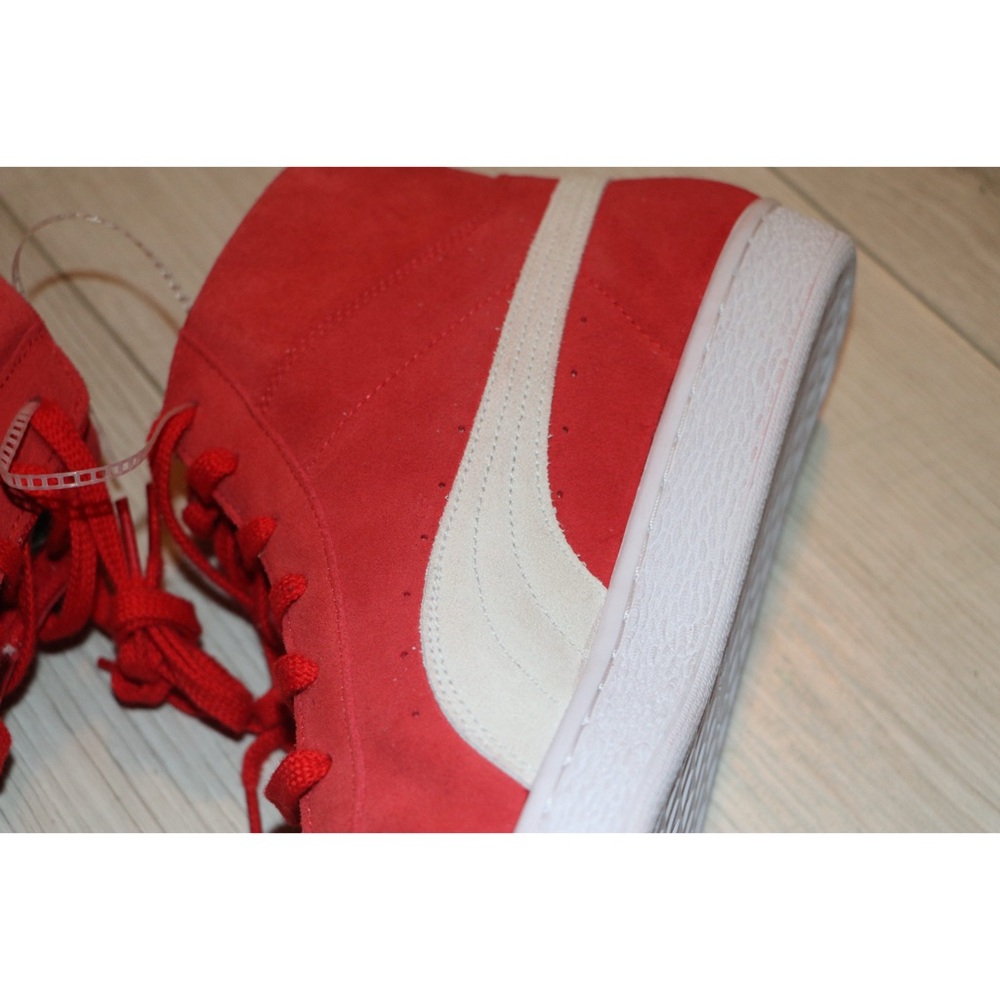 PUMA Classic Suede Red Midtop Sneakers - Picture 12 of 13